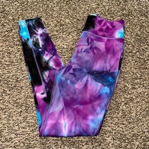 POP Fit Tie-Dye Leggings - Purple and Black